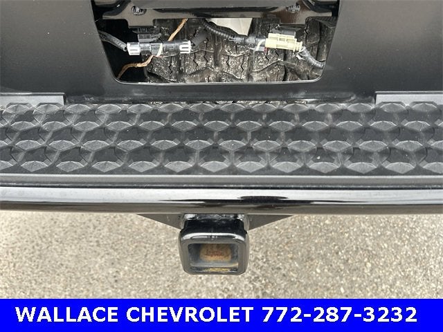 2023 GMC Canyon AT4X