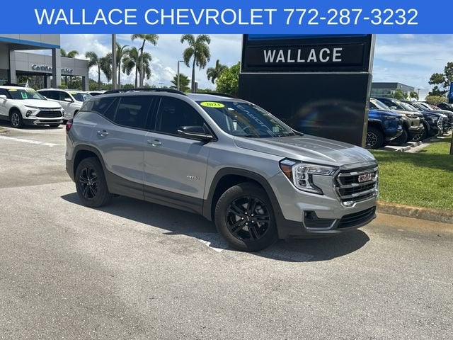 2023 GMC Terrain AT4